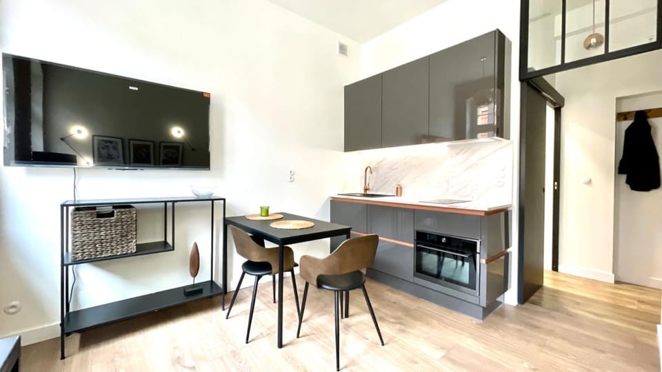 Zielona Kanapa - za 100m Rynek Apartment in Wroclaw