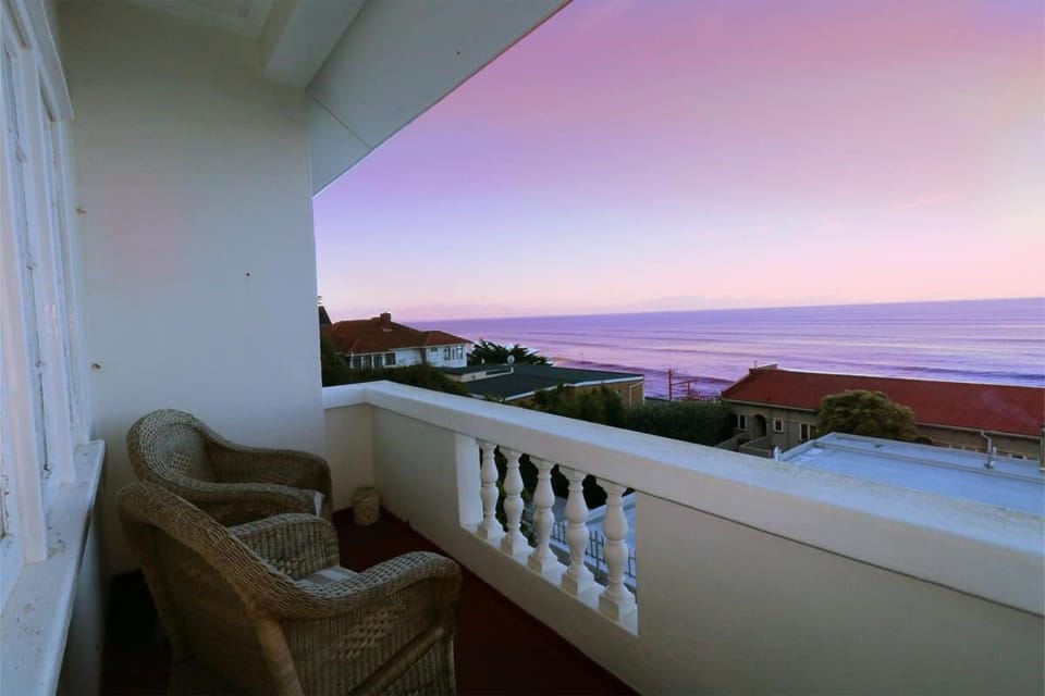 Seating area, Sea view