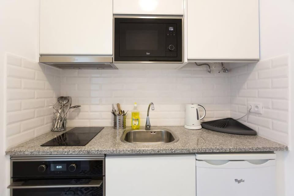 Apartment Banana Panorama: central Lido area Apartment in Funchal