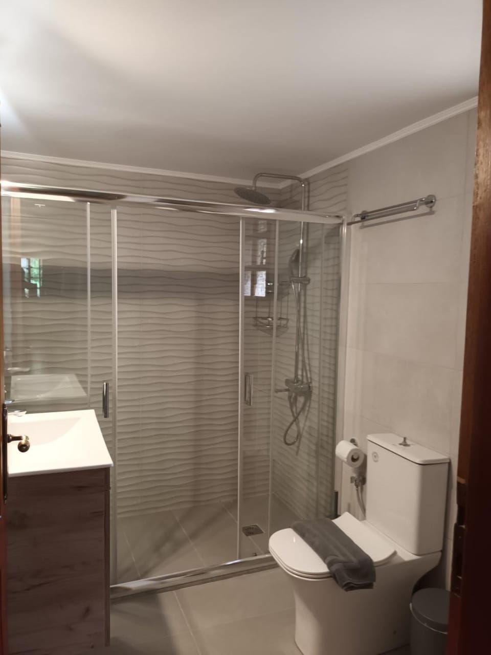 Shower, Toilet, Bathroom