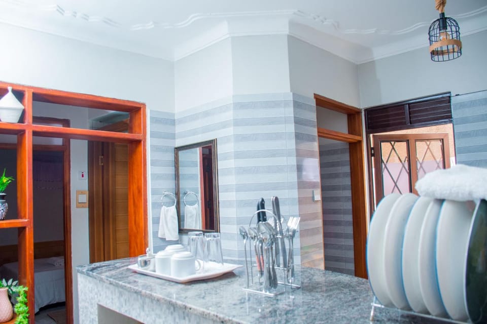 Travel Sanctuary residence - Luxury2 Apartment in Kampala