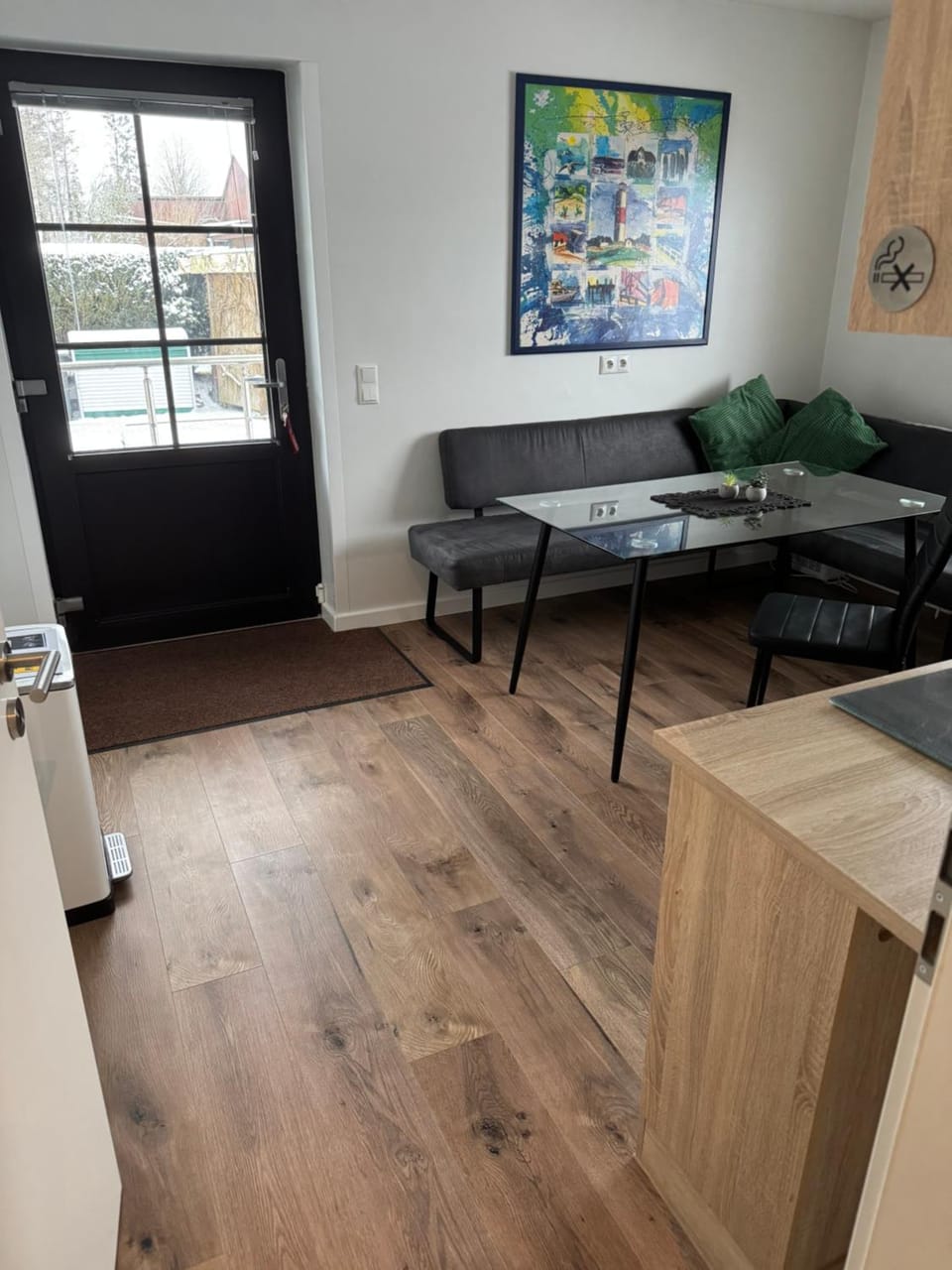 TV and multimedia, Kitchen or kitchenette, Seating area, Dining area