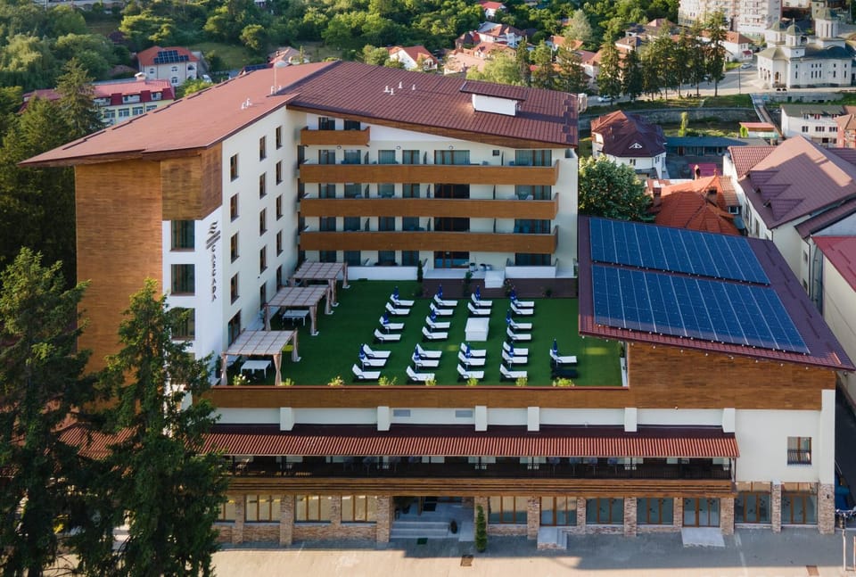 Balcony/Terrace, Swimming pool