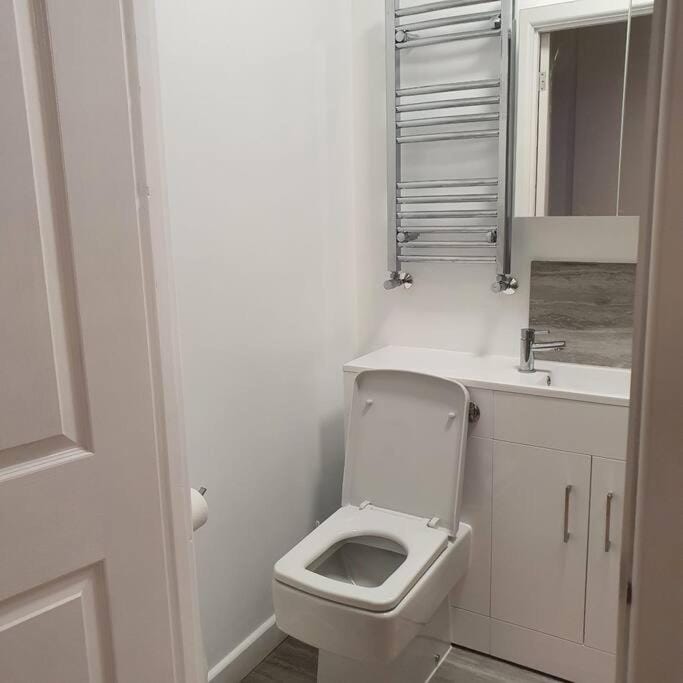 2 bedroom house with lovely garden and views House in Brighton