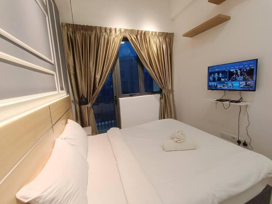 CL 27A Insta KLCC View & Infinity Pool View Apartment in Federal Territory of Kuala Lumpur