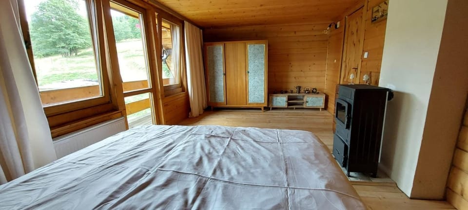 Bed, View (from property/room), Photo of the whole room, Bedroom