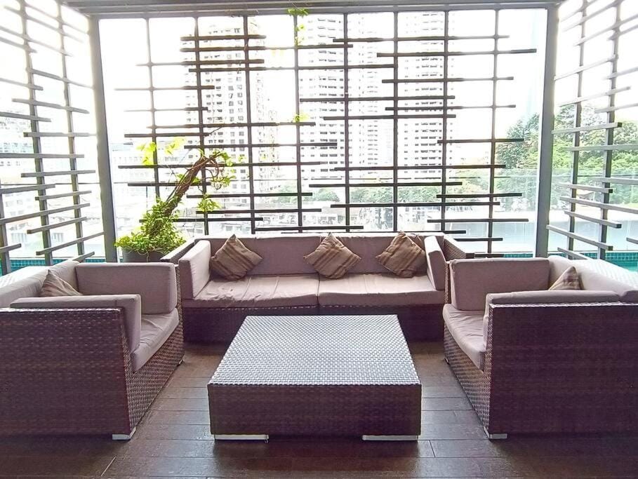 RM218 Bukit Bintang Balcony Studio Infinity Pool Apartment in Federal Territory of Kuala Lumpur