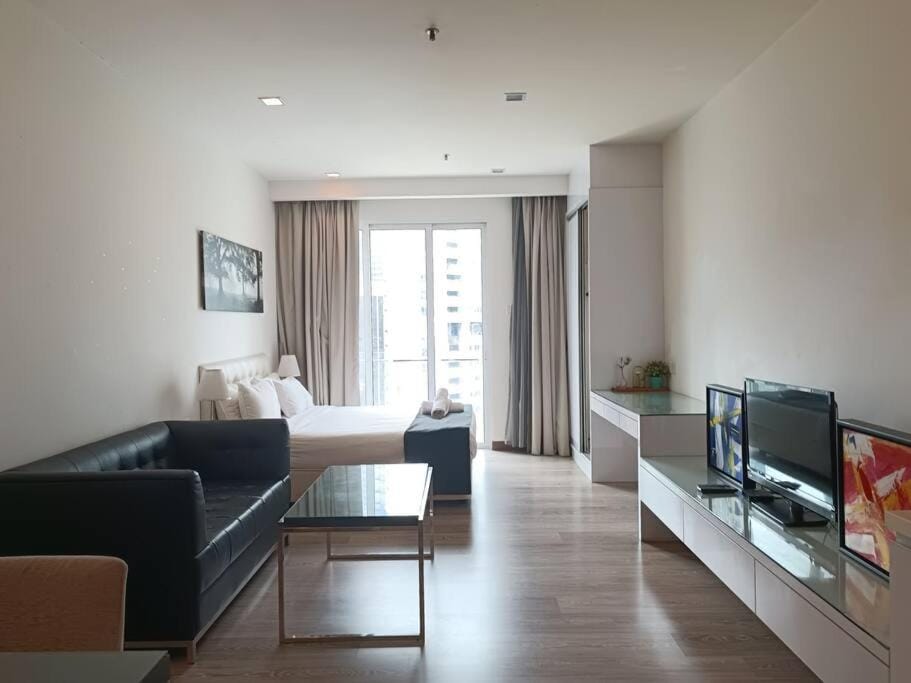 RM218 Bukit Bintang Balcony Studio Infinity Pool Apartment in Federal Territory of Kuala Lumpur
