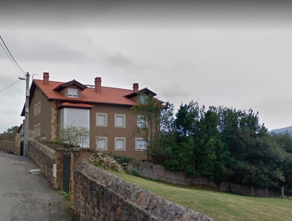 EL COLLADO, Ruiloba House in Western coast of Cantabria