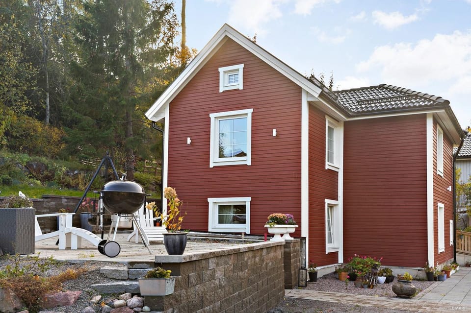 Property building, BBQ facilities, Garden, Garden