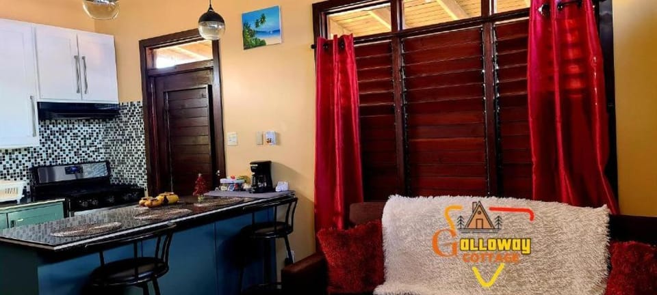 Coffee/tea facilities, Dining area