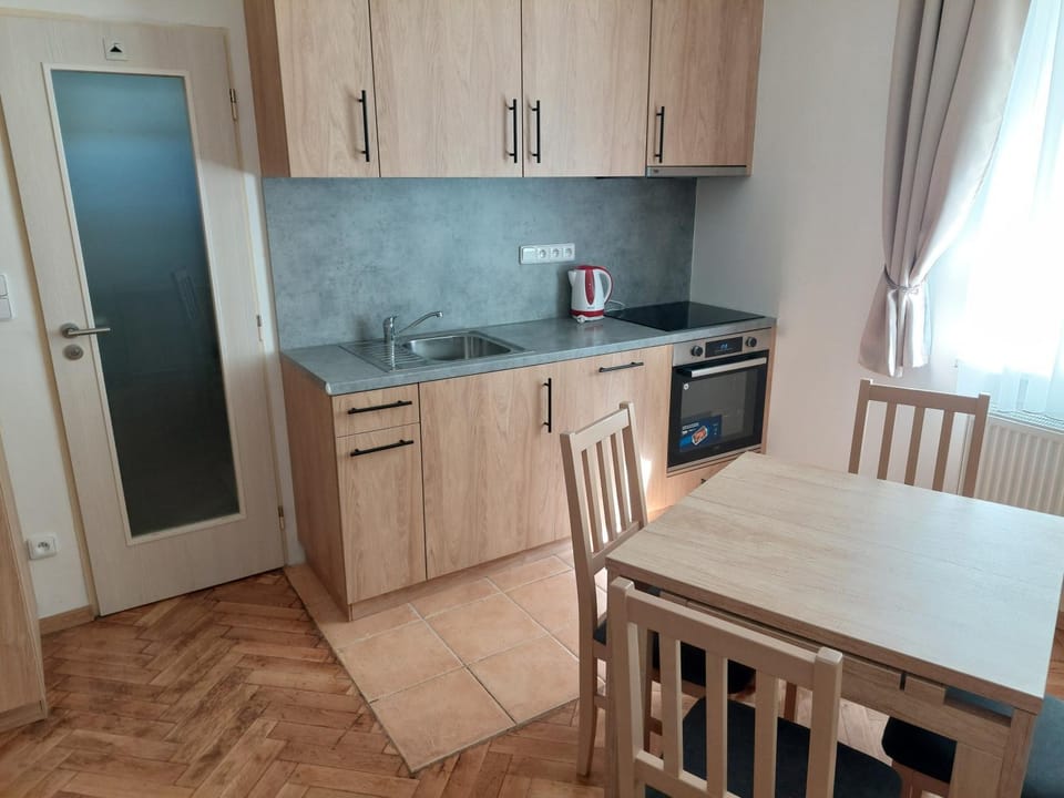 Penzion ČESKÁ FARMA Bed and Breakfast in Czechia