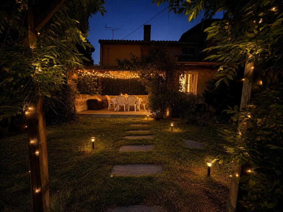 Studio au calme climatisé avec terrasse House in Nouvelle-Aquitaine