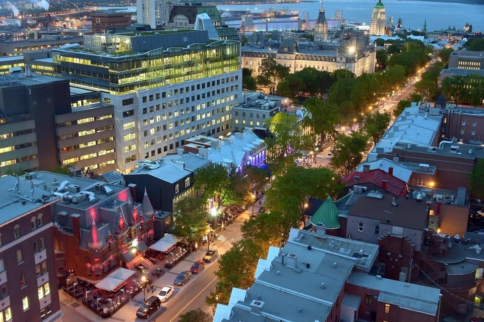 Restaurant/places to eat, Off site, Neighbourhood, Summer, City view, Landmark view, Shopping Area