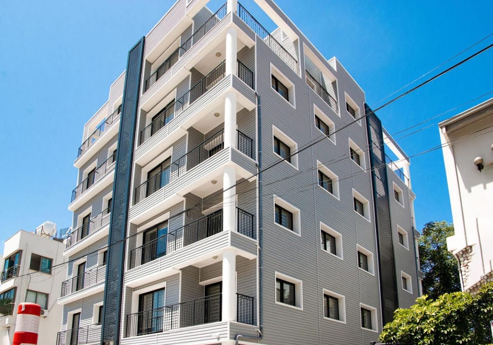 Property building, Day