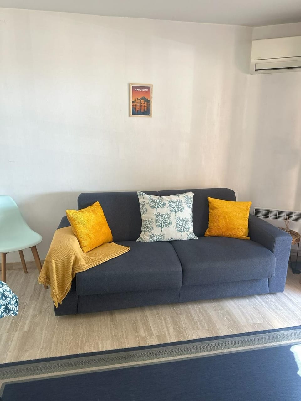 Perle rare 2 pièces au pied de la plage et piscine résidence Apartment in Mandelieu-La Napoule