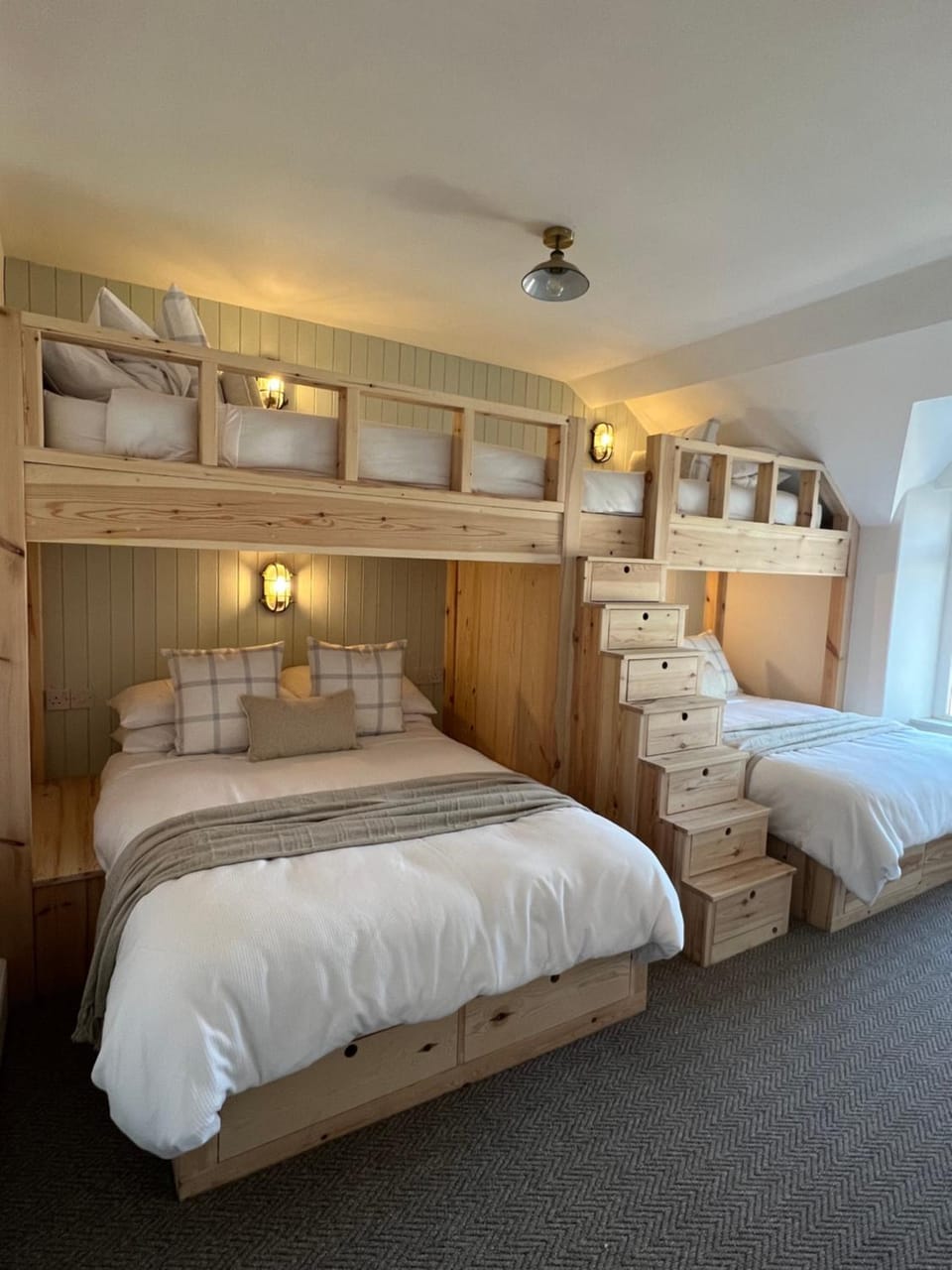 Fern Lodge by Birch Stays House in Rhosneigr