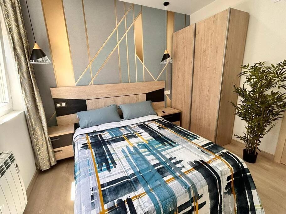 Bed, Photo of the whole room, Bedroom, hair dresser, wardrobe