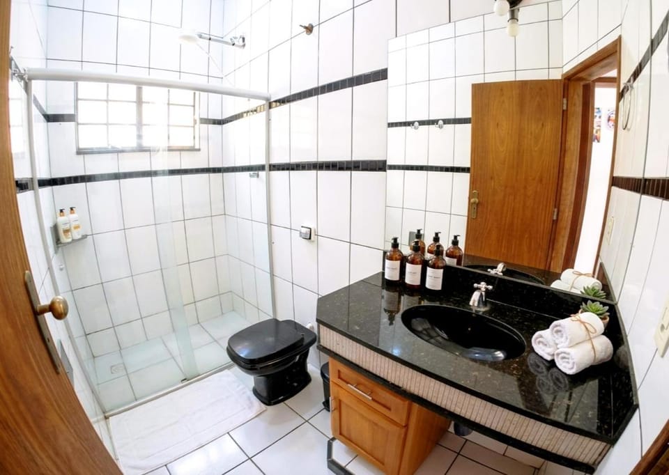 Casa Inteira Com Total Privacidade e Quintal House in State of São Paulo