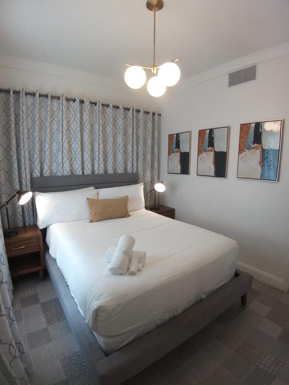 8BR House perfect for groups & families Wifi Apartment in San Juan
