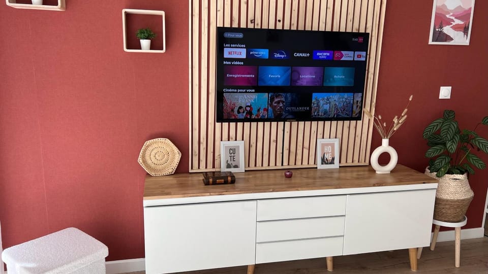 TV and multimedia, Living room