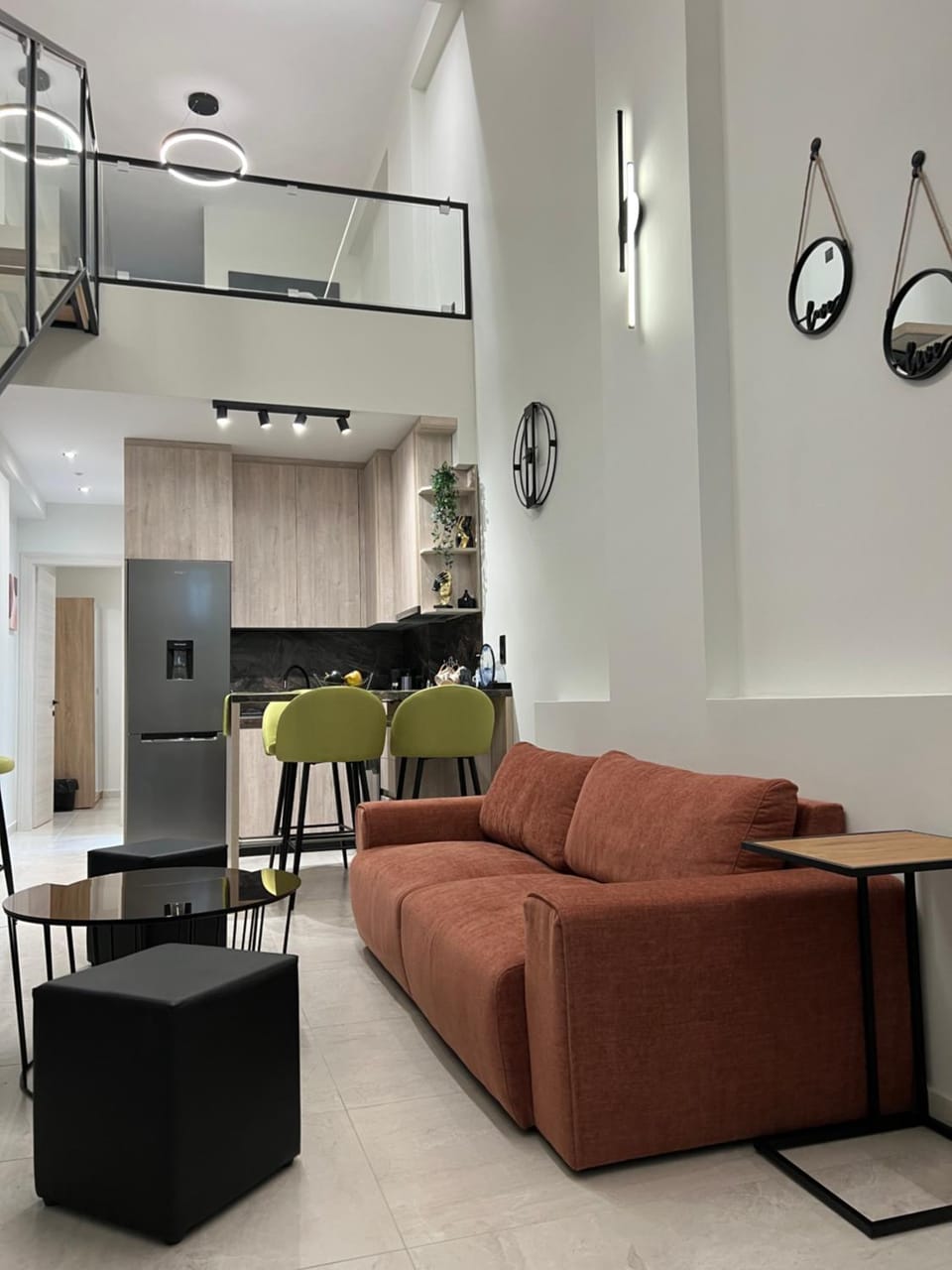 Living room, Seating area