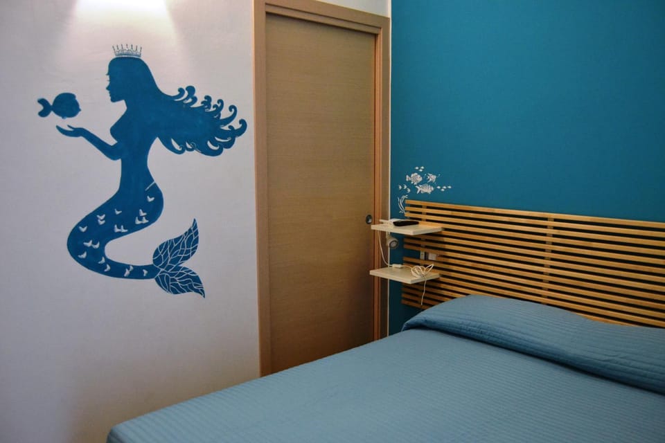 Decorative detail, Bedroom