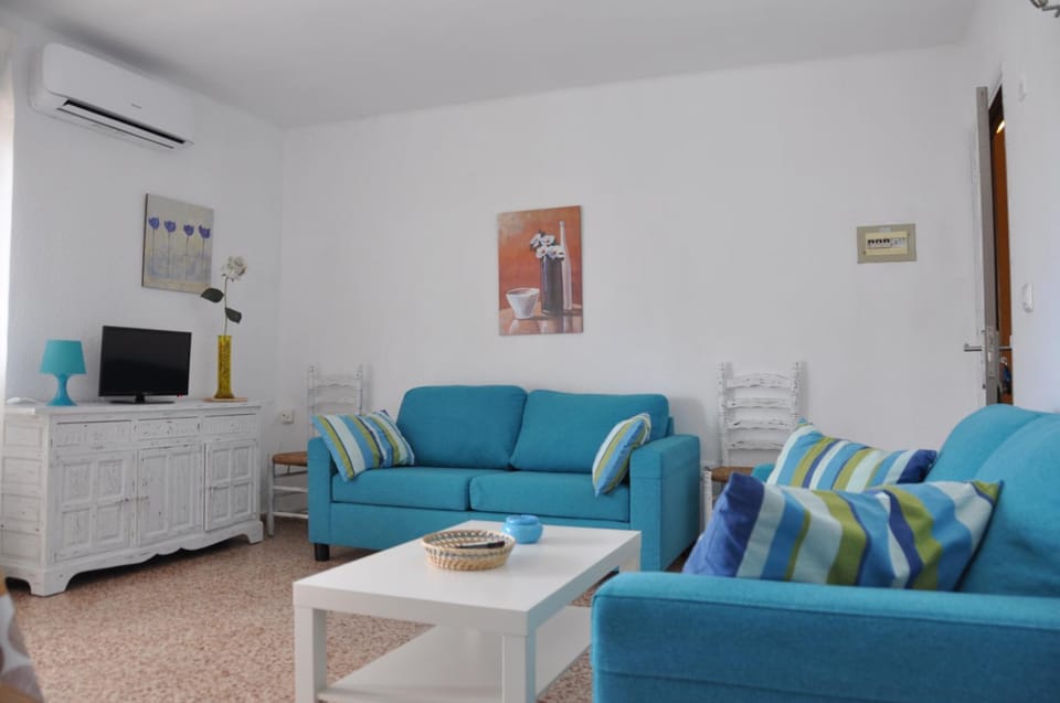 TV and multimedia, Living room, air conditioner