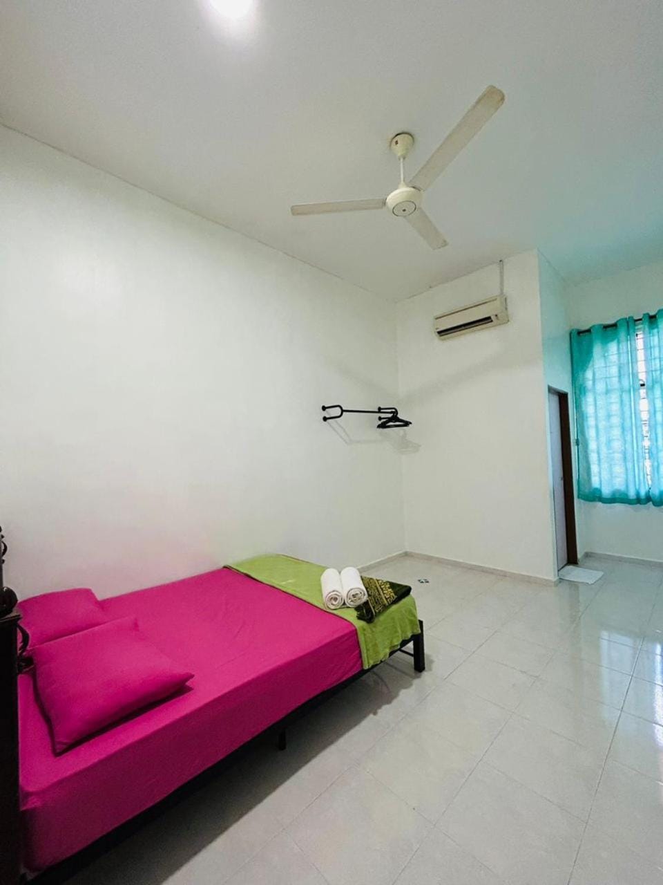 Homestay Ira Jaya - 4 Unit Rumah Bed and Breakfast in Kedah