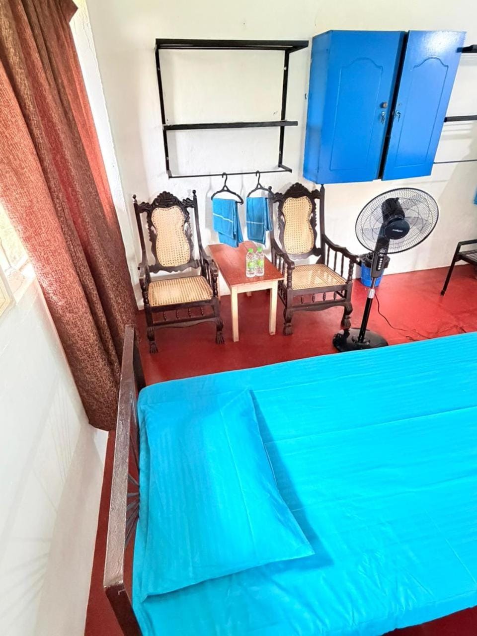 storage, towels