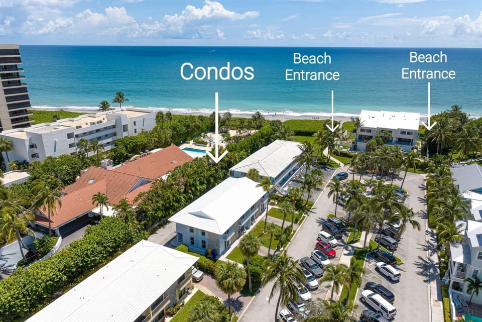 The Beach Villa in Juno! 1-Steps to the Beach Apartment in Juno Beach