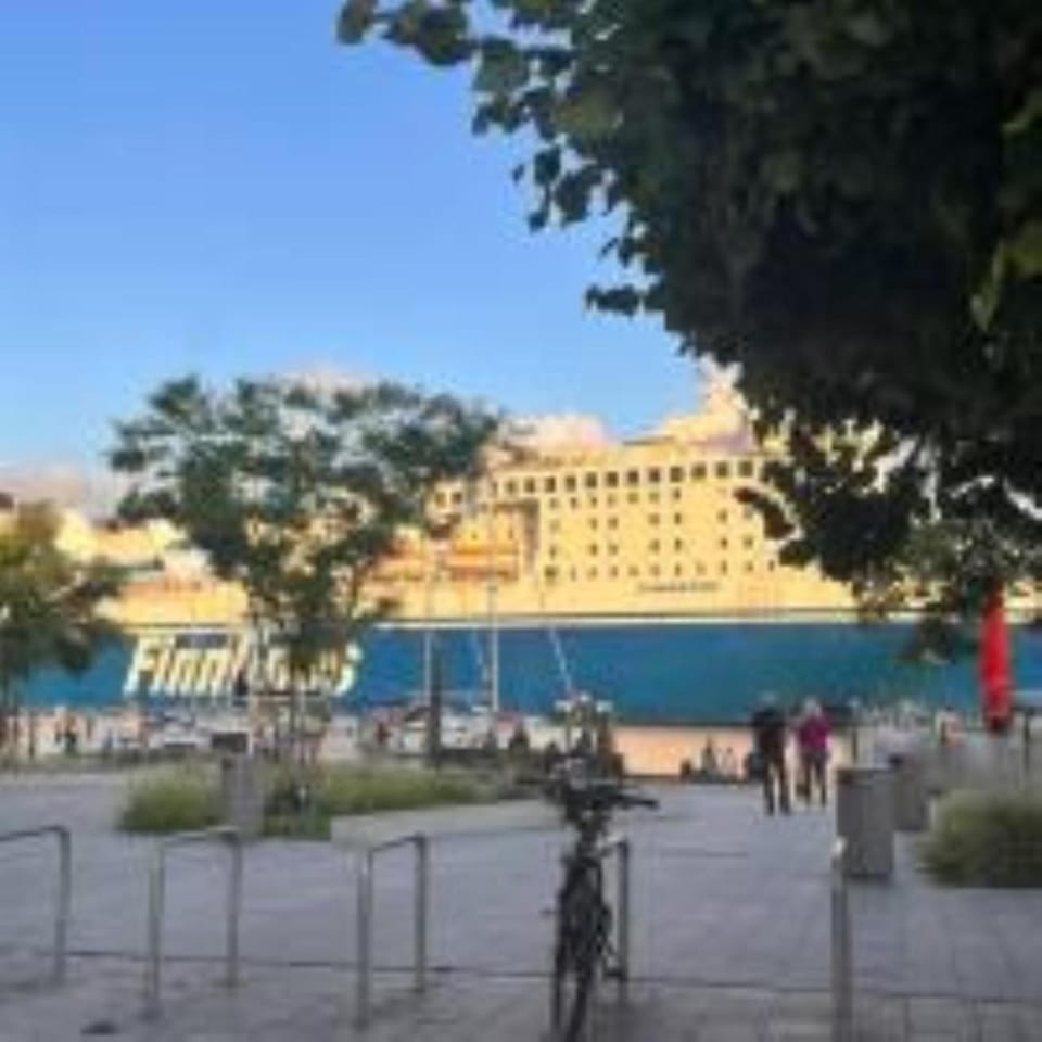 Nearby landmark
