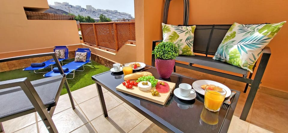 Balcony/Terrace, Dining area