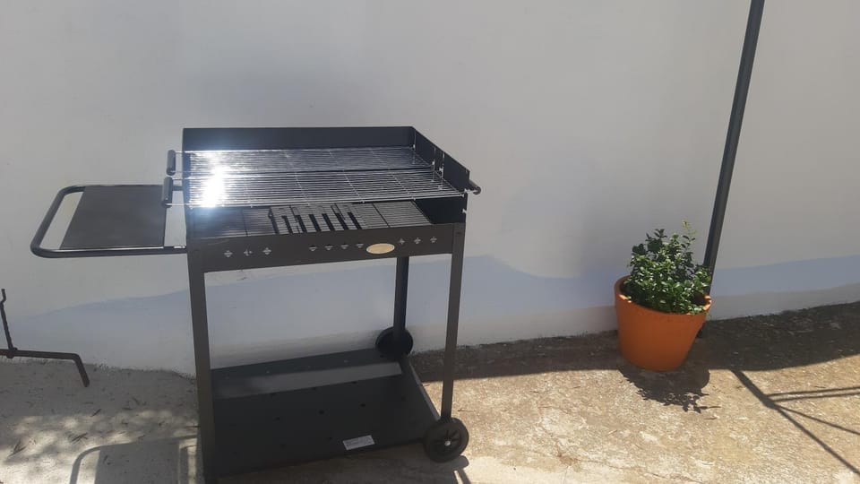 BBQ facilities, Balcony/Terrace