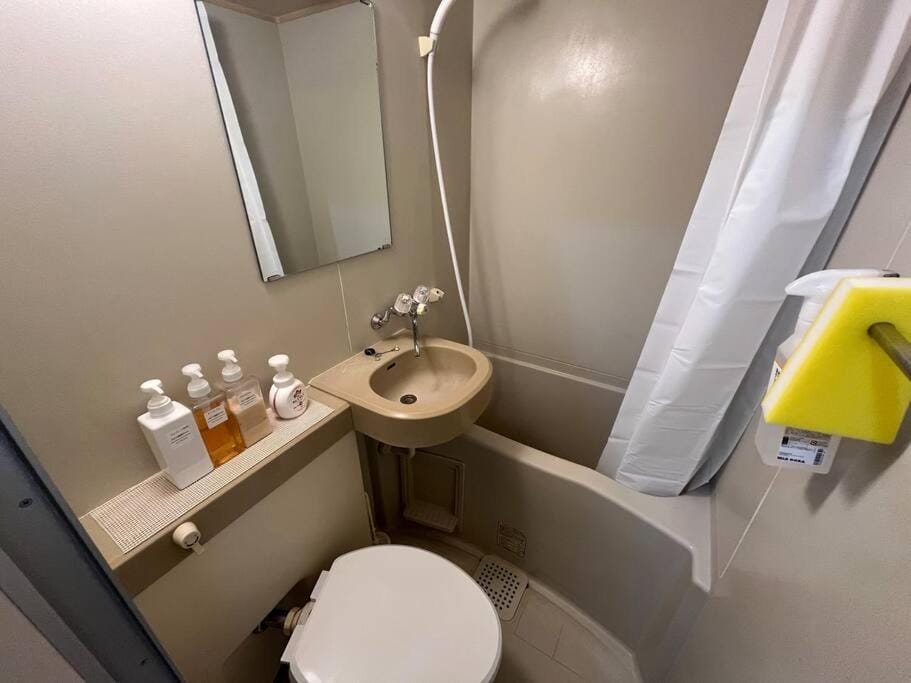山手線巣鴨駅まで徒歩５分の快適なワンルーム Apartment in Japan