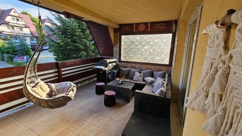 Patio, Balcony/Terrace, Seating area