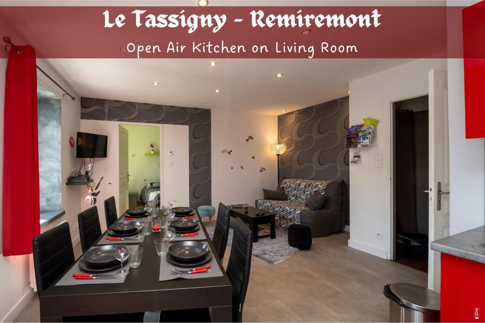 Le Tassigny 3 étoiles - Hyper-Centre Balneo Wifi Parking Apartment in Vosges
