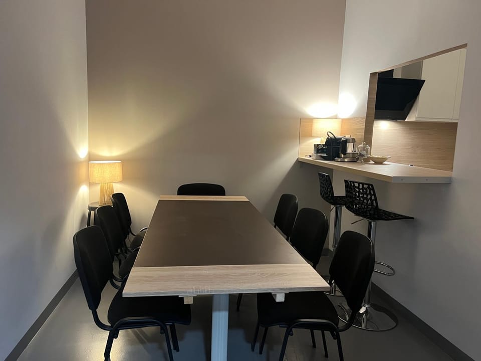 Loft 130m2 10pers idéal groupe famille Apartment hotel in Marseille