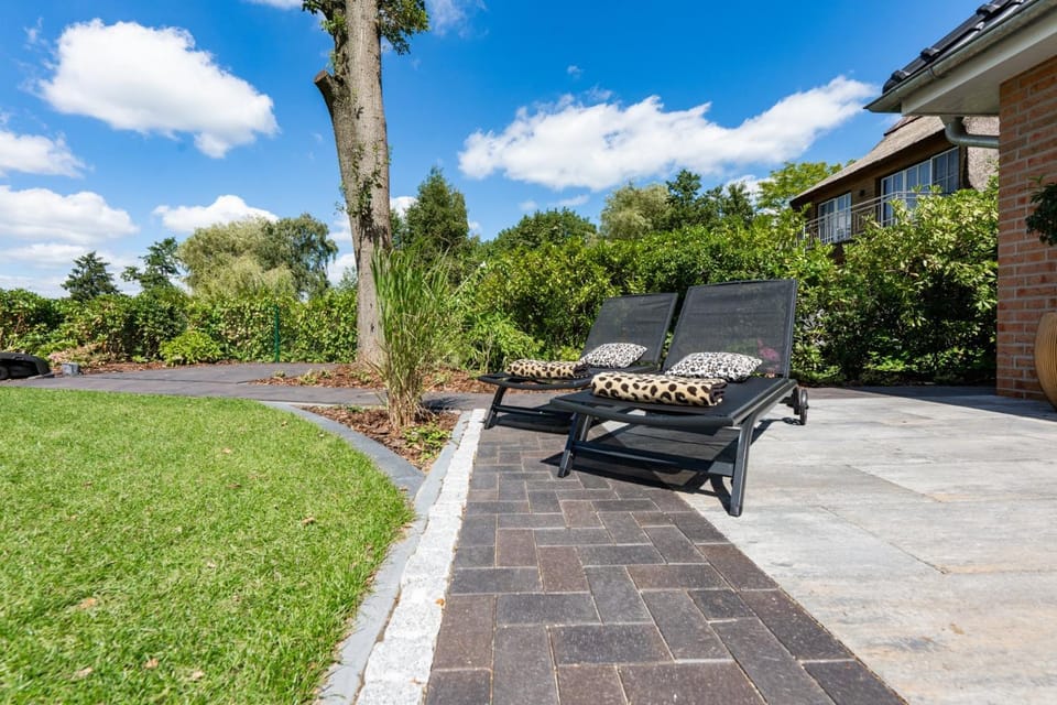 Patio, Day, Garden, Balcony/Terrace, Seating area, Garden view, sunbed