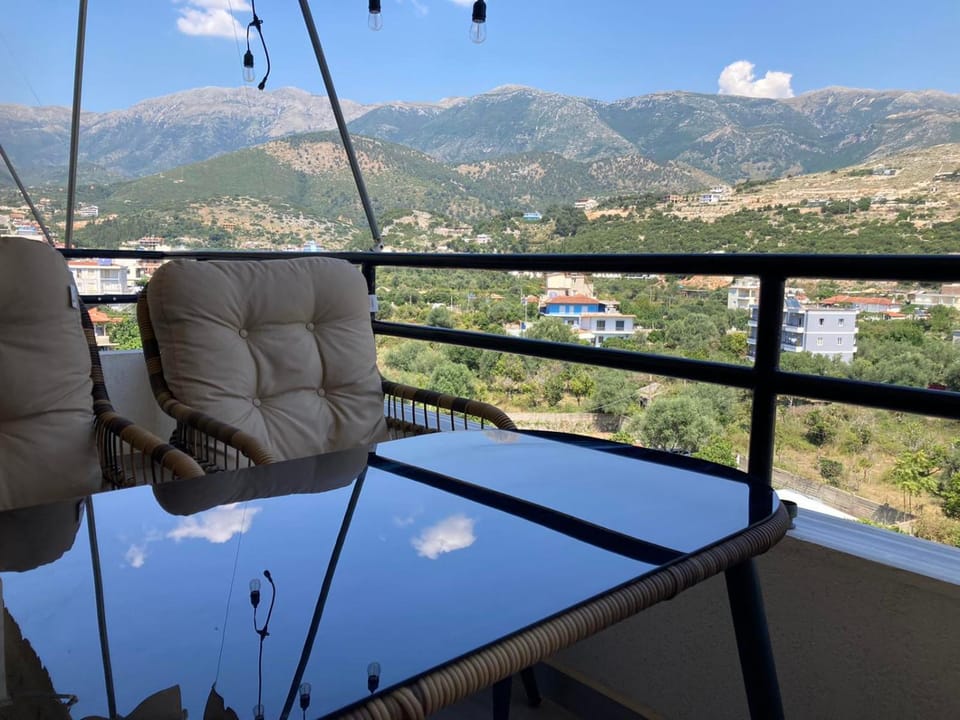 Natural landscape, Balcony/Terrace, Mountain view