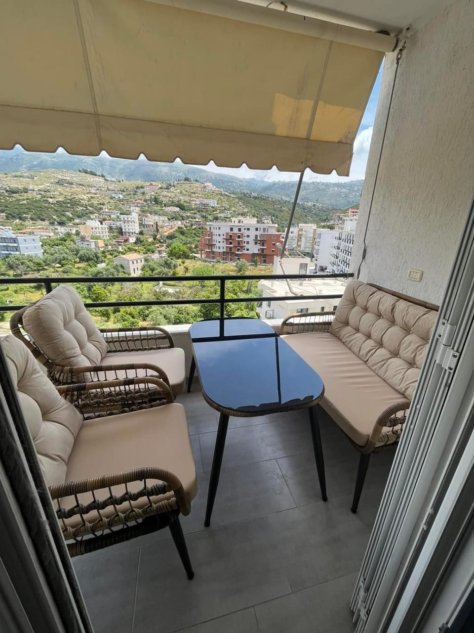Natural landscape, Balcony/Terrace, Mountain view