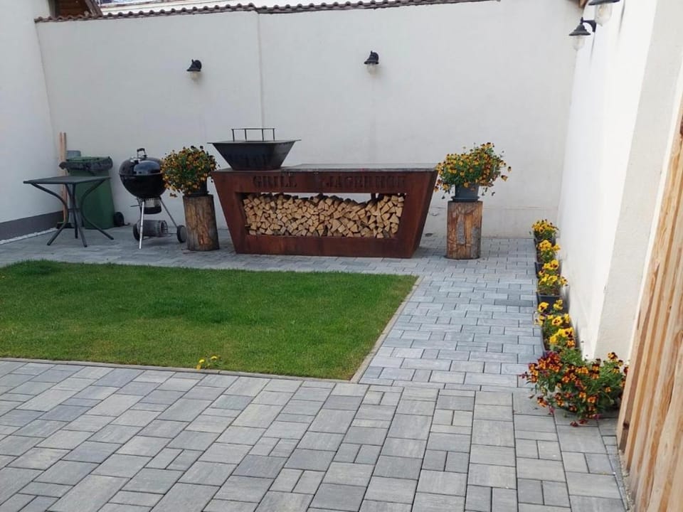 Jagerhof Bed and Breakfast in Brașov County