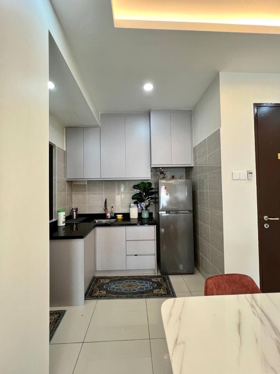 Kitchen or kitchenette