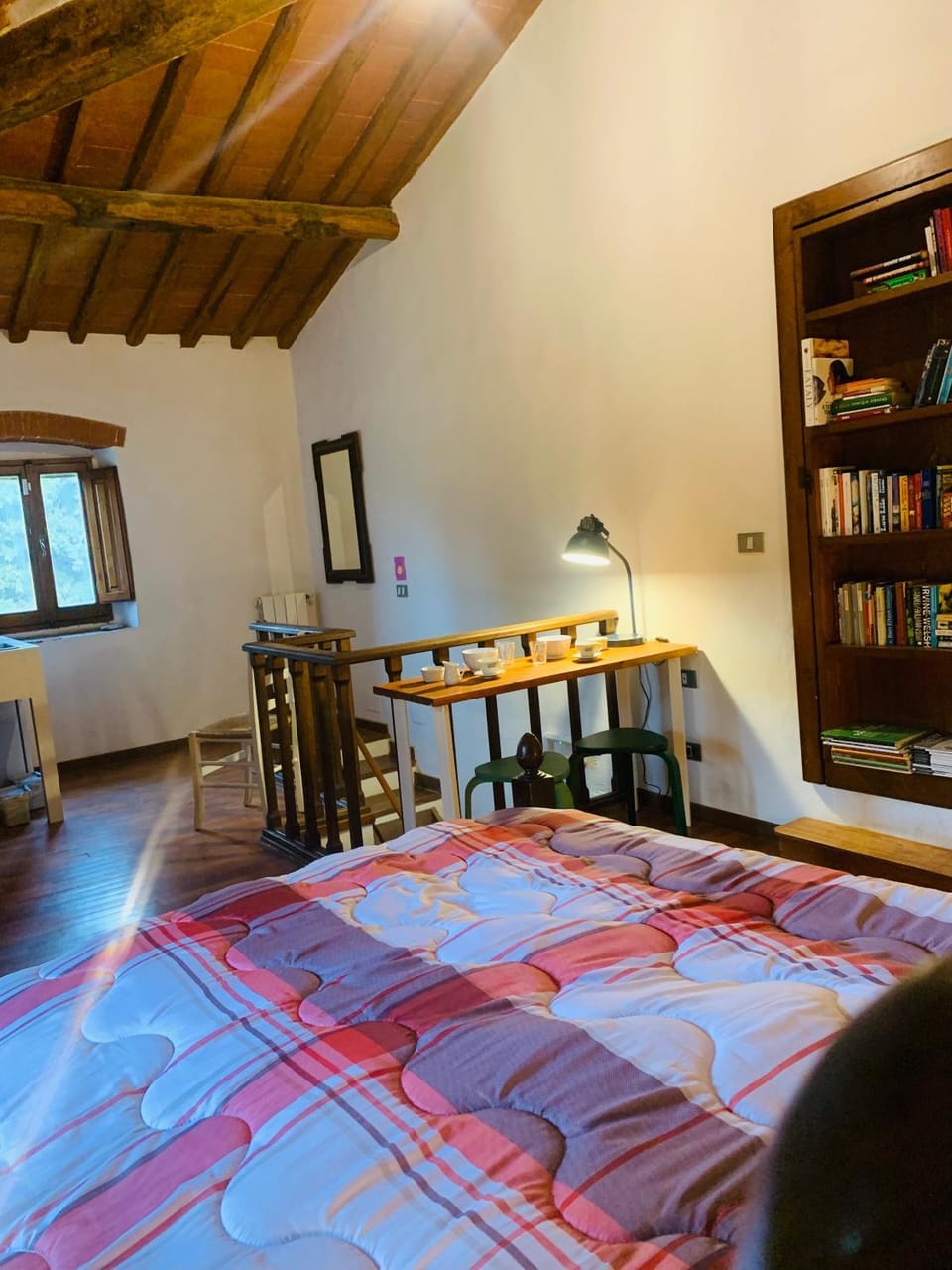 Bed, Library, Photo of the whole room, Bedroom, hair dresser
