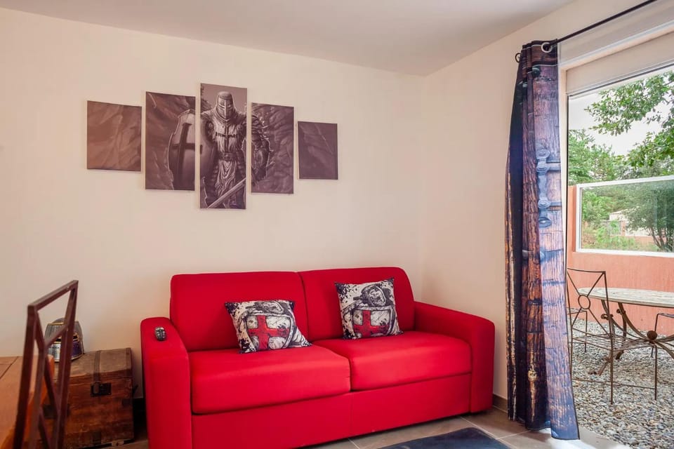 Property building, Living room