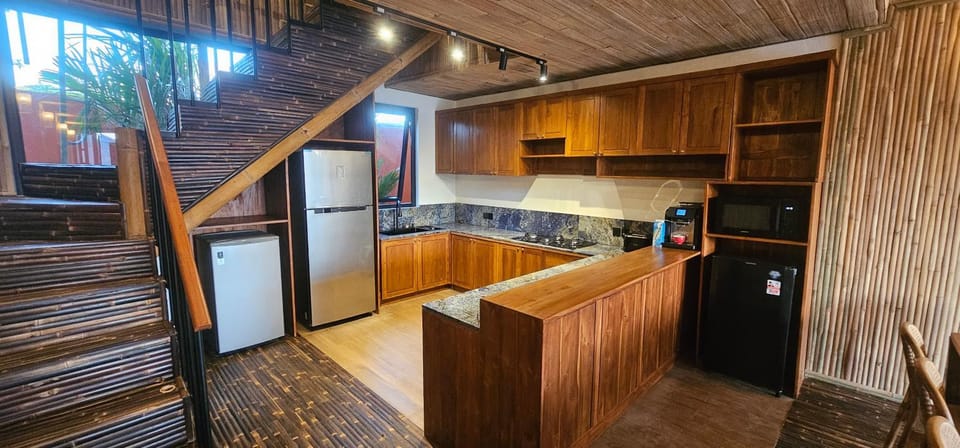 Kitchen or kitchenette, dishwasher, minibar, oven, pet friendly, stove, kitchen