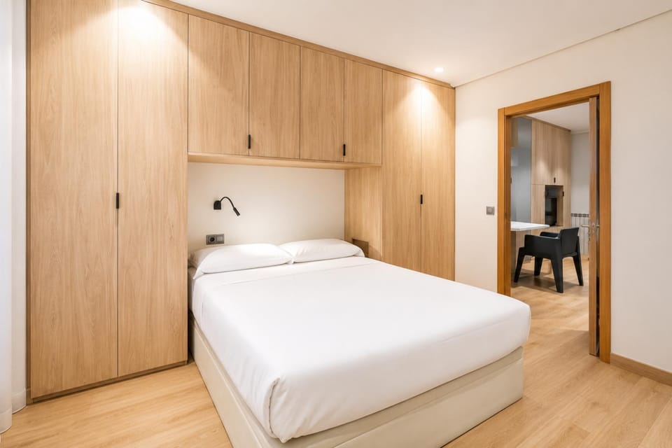 Bed, Photo of the whole room, Bedroom, wardrobe