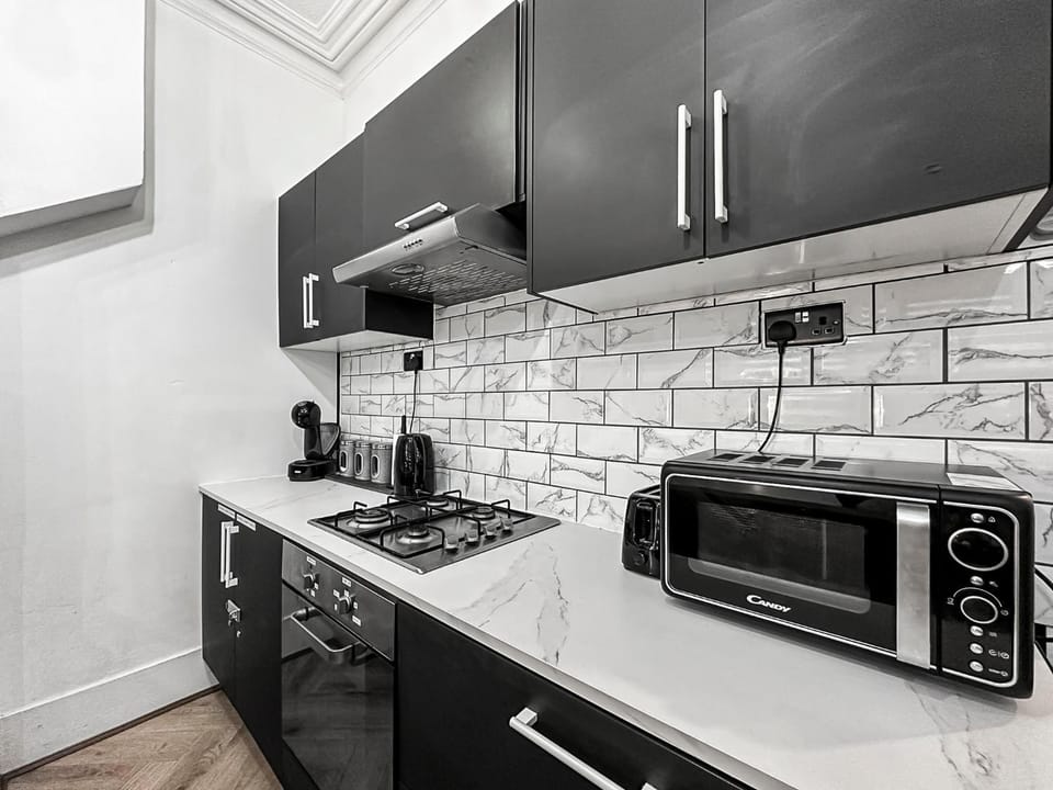 Smart Southend Sanctuary Ideal Contractor Base Apartment in Southend-on-Sea