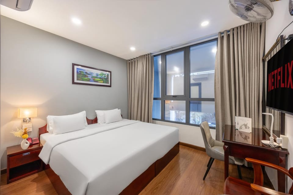 Bed, Photo of the whole room, air conditioner