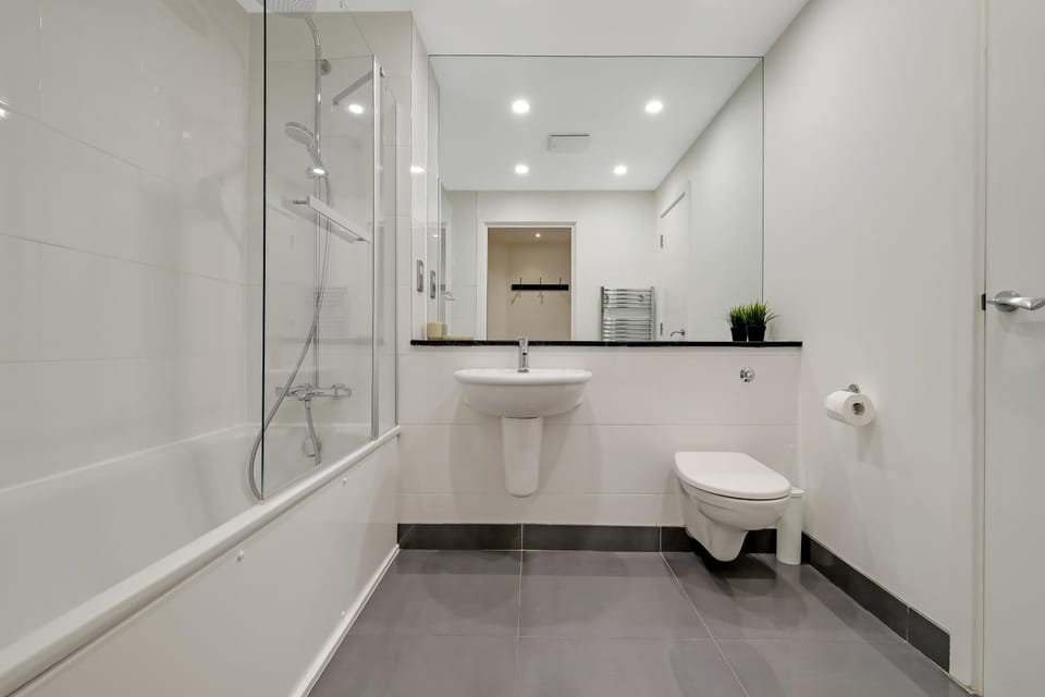 Cubo Farringdon Apartment in London Borough of Islington